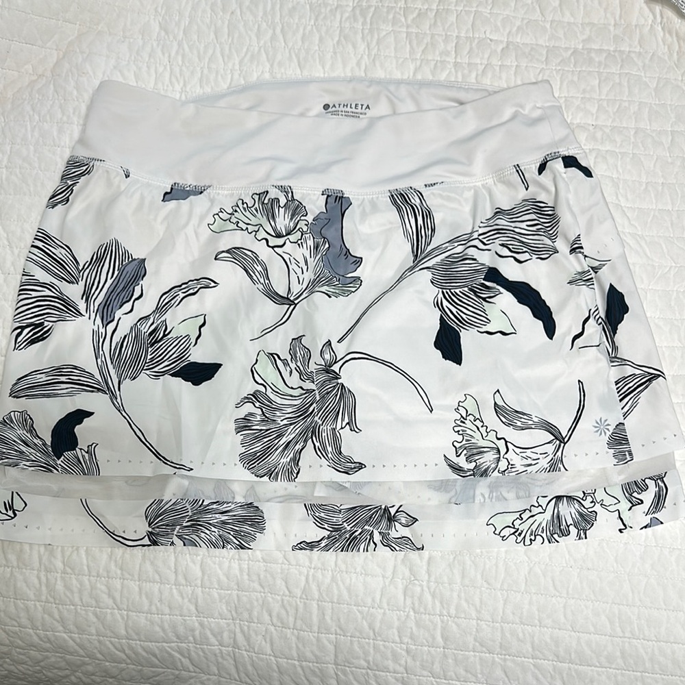 Athleta White and Black Floral Skirt M read all GUC
